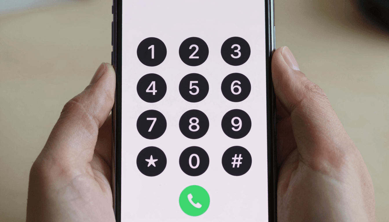Caring for Parents From Abroad: How Expats Call Doctors and Pharmacies Without a Local SIM